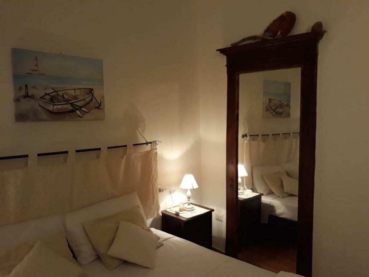 Minerva'S House Apartment Alghero Bagian luar foto