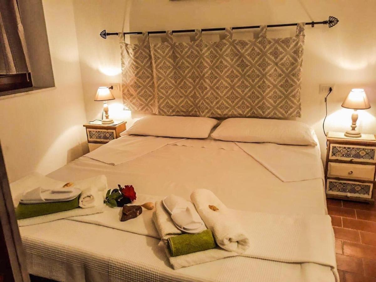 Minerva'S House Apartment Alghero Bagian luar foto